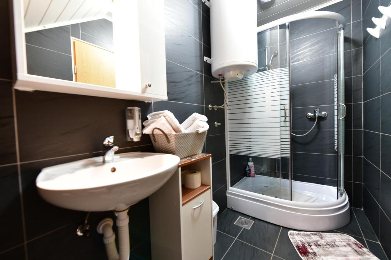 Rooms Toni Seliste Dreznicko Ngoại thất bức ảnh
